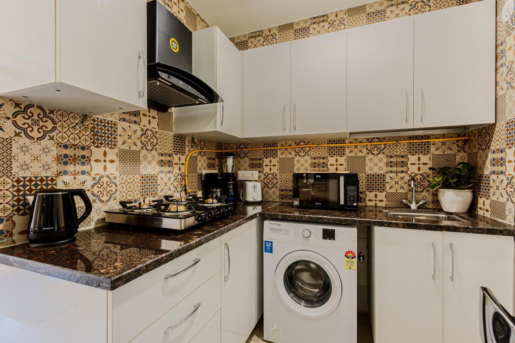 קנדולים Alaya Stays 1 Bhk With Balcony & Pool - Veera Marina מראה חיצוני תמונה