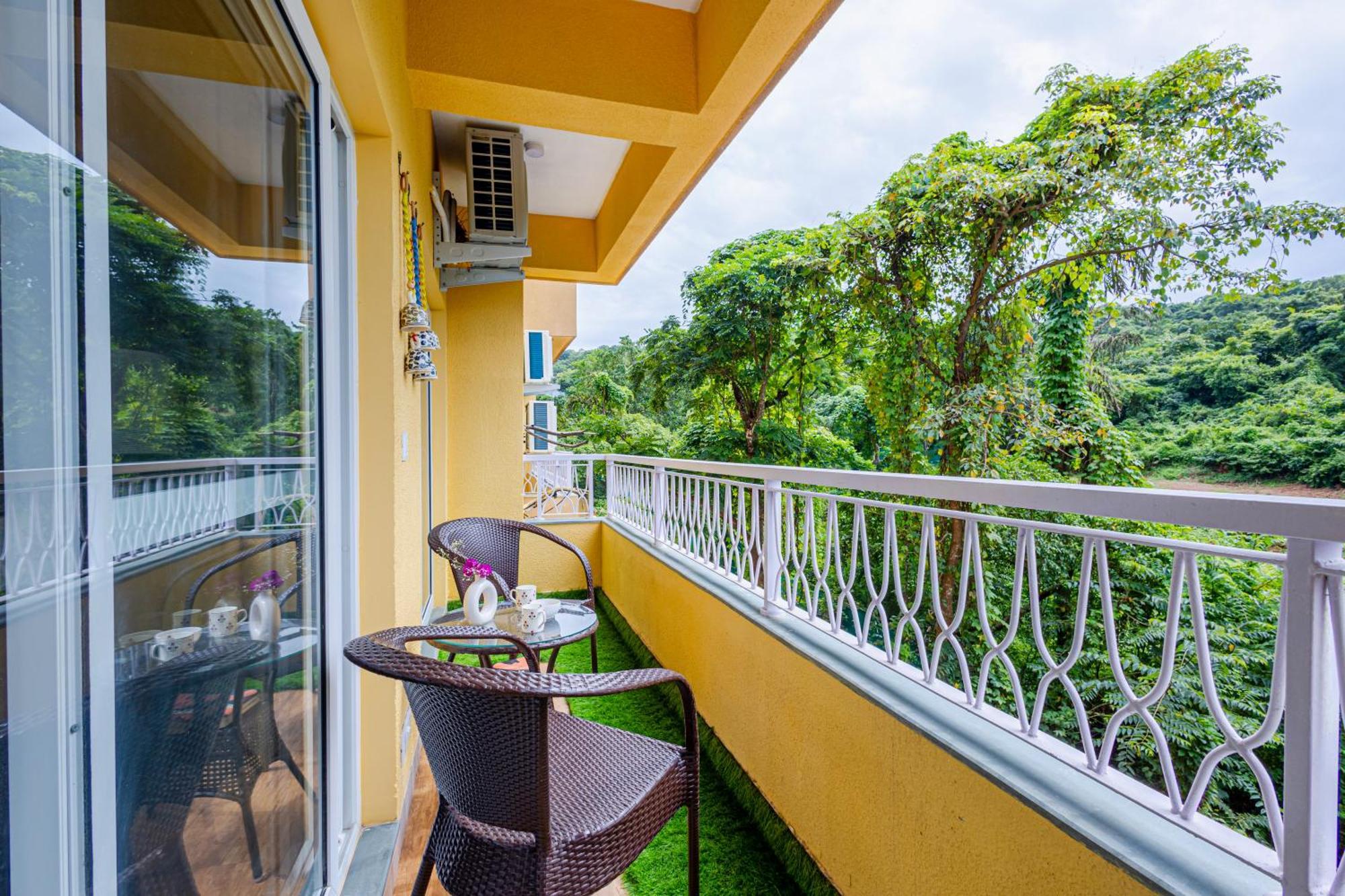 קנדולים Alaya Stays 1 Bhk With Balcony & Pool - Veera Marina מראה חיצוני תמונה